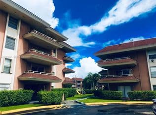 2-bedroom Condo — 17600 NW 68th Ave APT B3006, Hialeah, 33015
