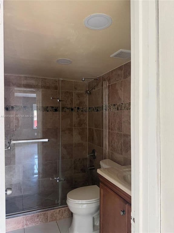 1+1 Condo — 2530 SW 3rd Ave APT 103
