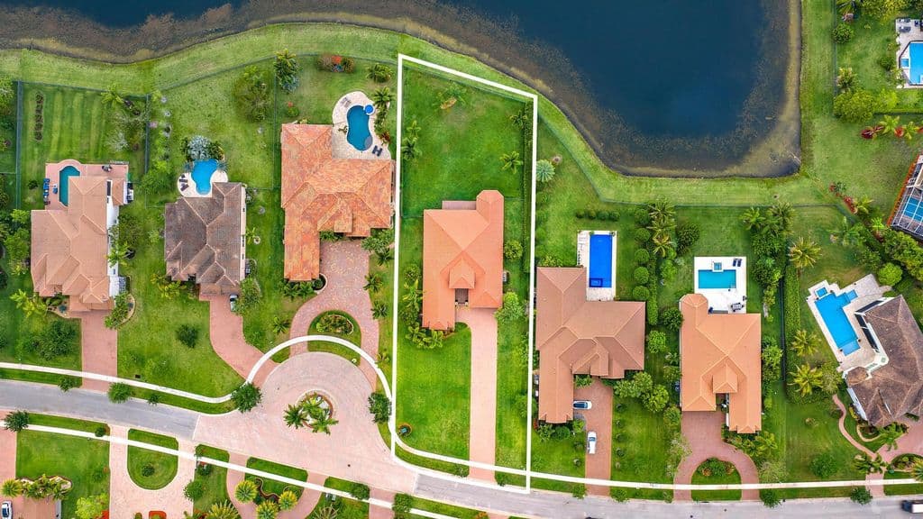 3+1 Müstakil ev — 11109 Rockledge View Drive