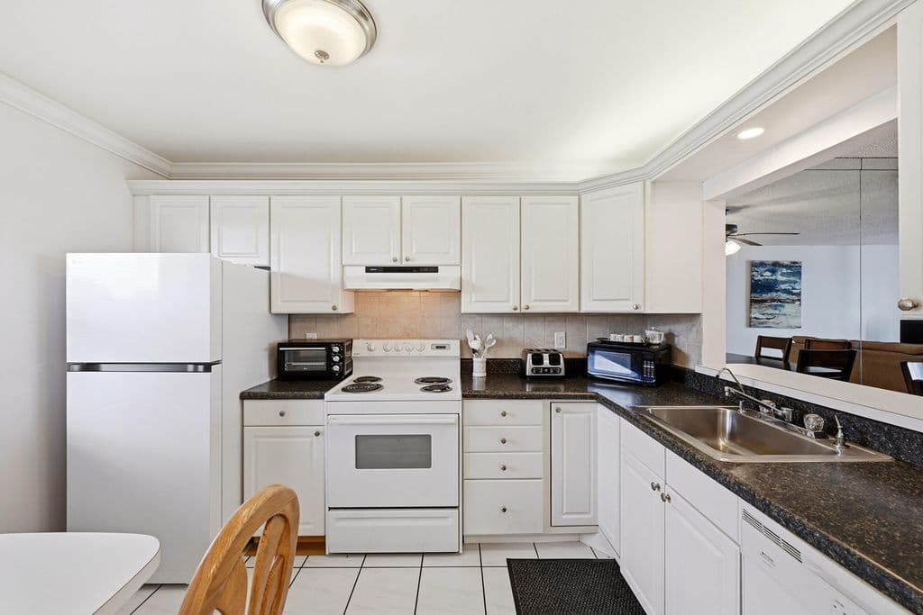 2-bedroom Condo — 777 S Federal Highway #O406