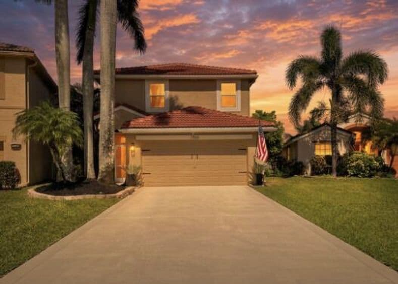 4-bedroom Single-Family Home — 7960 La Rose Court