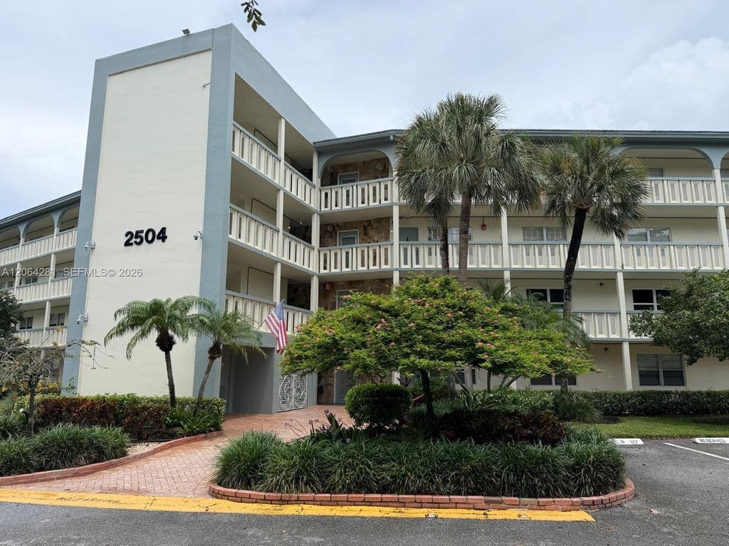2+1 Condo — 2504 Antigua Ter APT H3