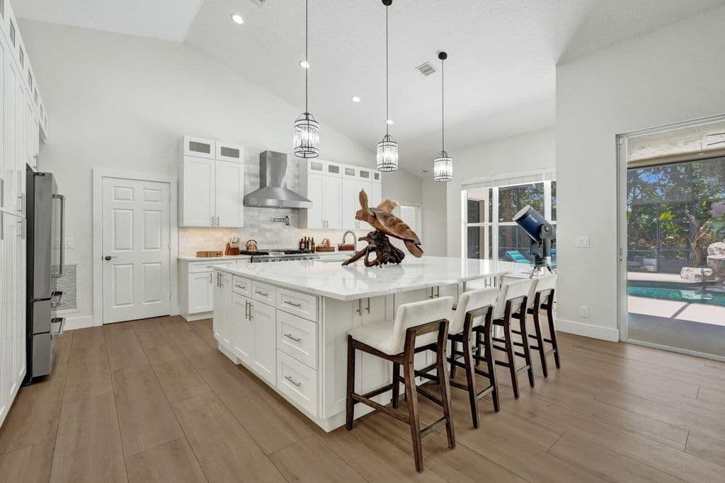 4-bedroom Single-Family Home — 4209 180th Avenue N