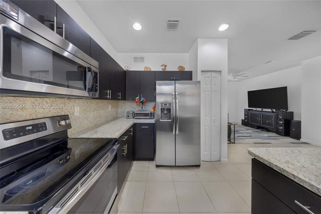 4-bedroom Property — 24637 SW 117th Ave