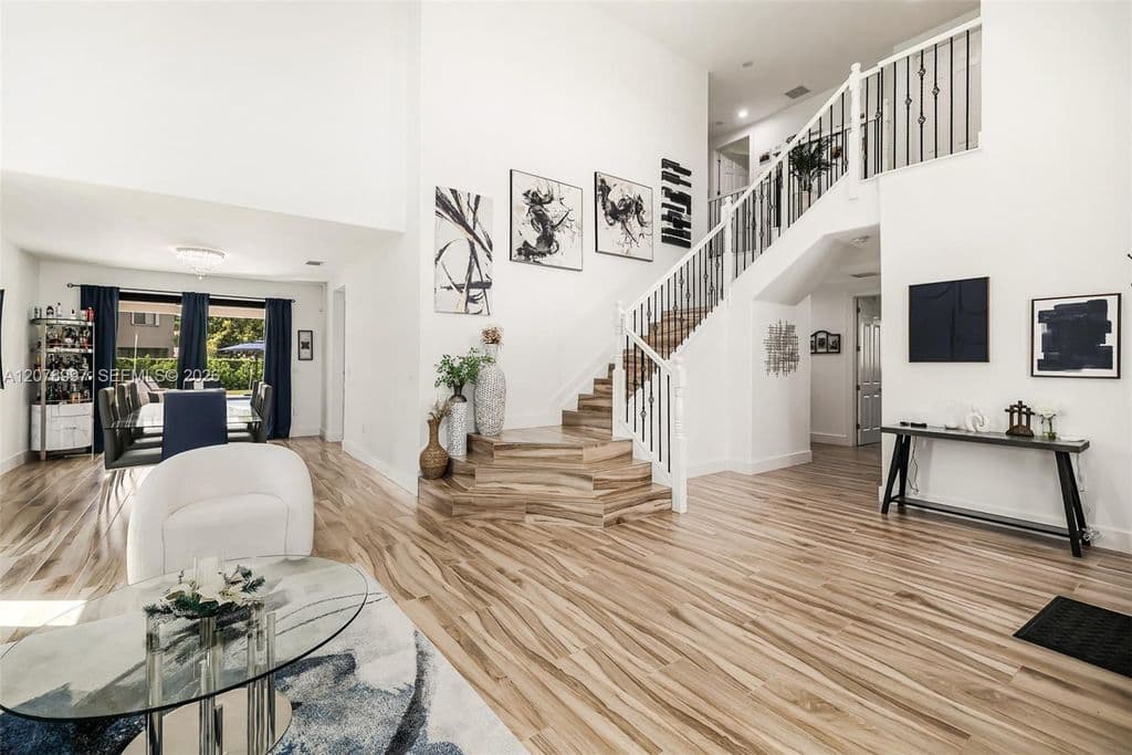 5-bedroom Single-Family Home — 7516 SW 190th St
