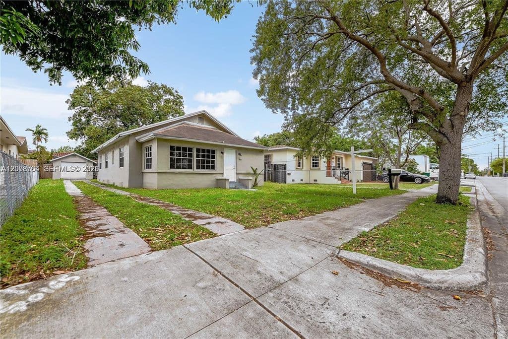 3+1 Mülk — 2800 SW 16th Ter