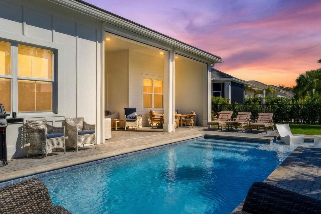 3+1 Müstakil ev — 9921 Regency Way