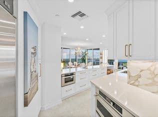 3-bedroom Condo — 100 Lakeshore Drive #1453, North Palm Beach, 33408
