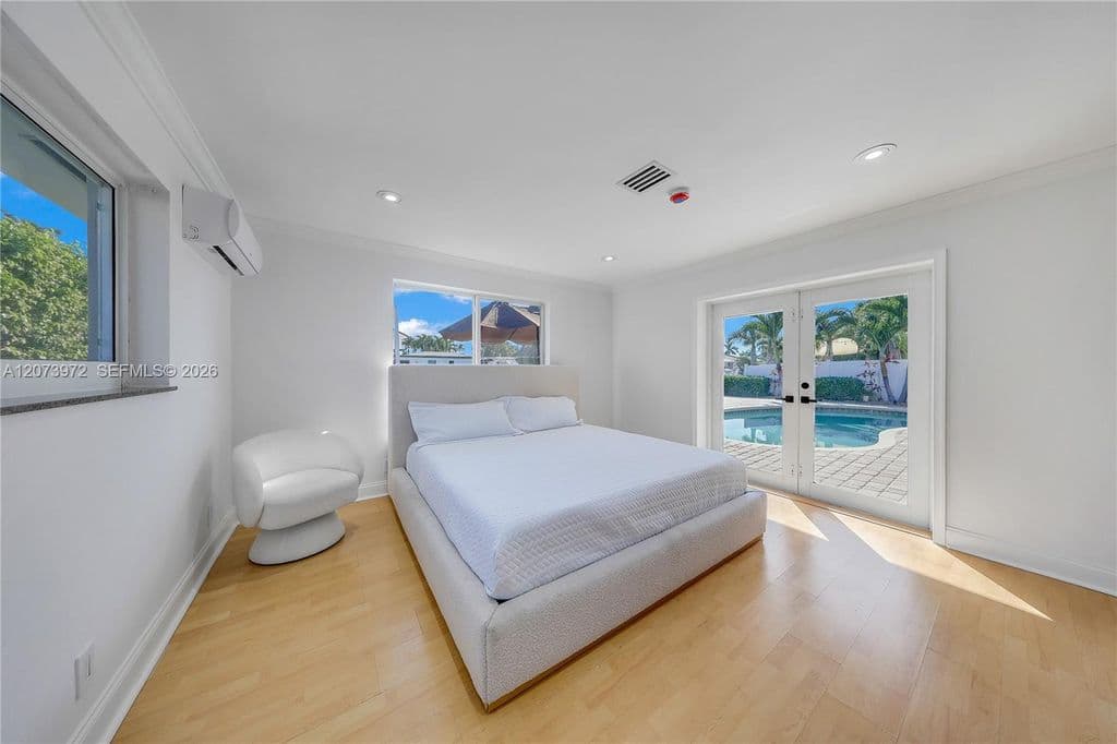 3-bedroom Single-Family Home — 800 SE 3rd Ter