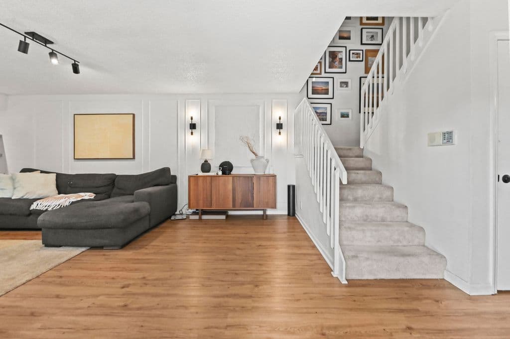 2-bedroom Property — 746 NW 98th Way