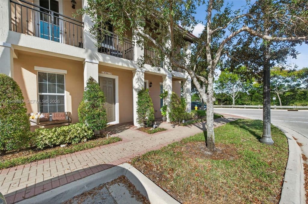 3-bedroom Property — 14615 SW 14th St #14615