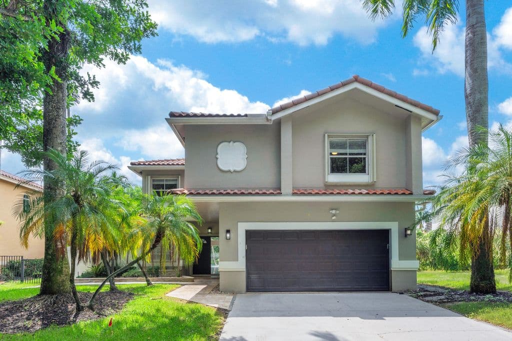 4+1 Müstakil ev — 5921 NW 59TH Avenue