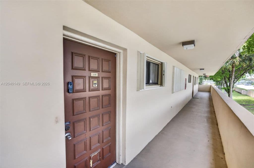 2-bedroom Condo — 8415 SW 107th Ave APT 240W
