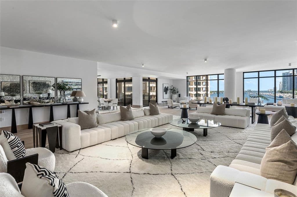 5-bedroom Condo — 7061 Fisher Island Dr #7061