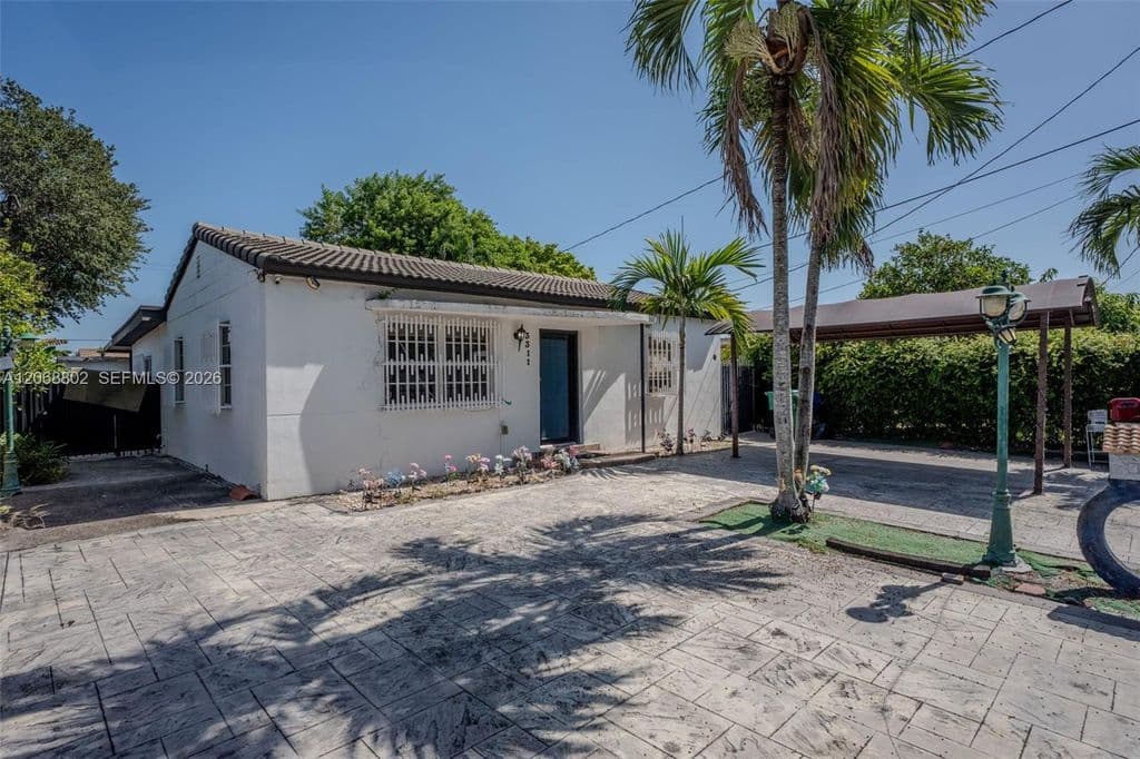 3+1 Müstakil ev — 3311 NW 16th Ter