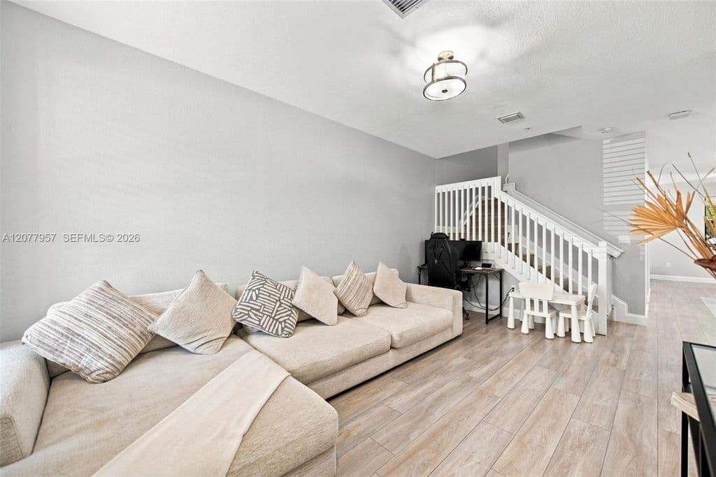 4-bedroom Single-Family Home — 156 SW 185th Way