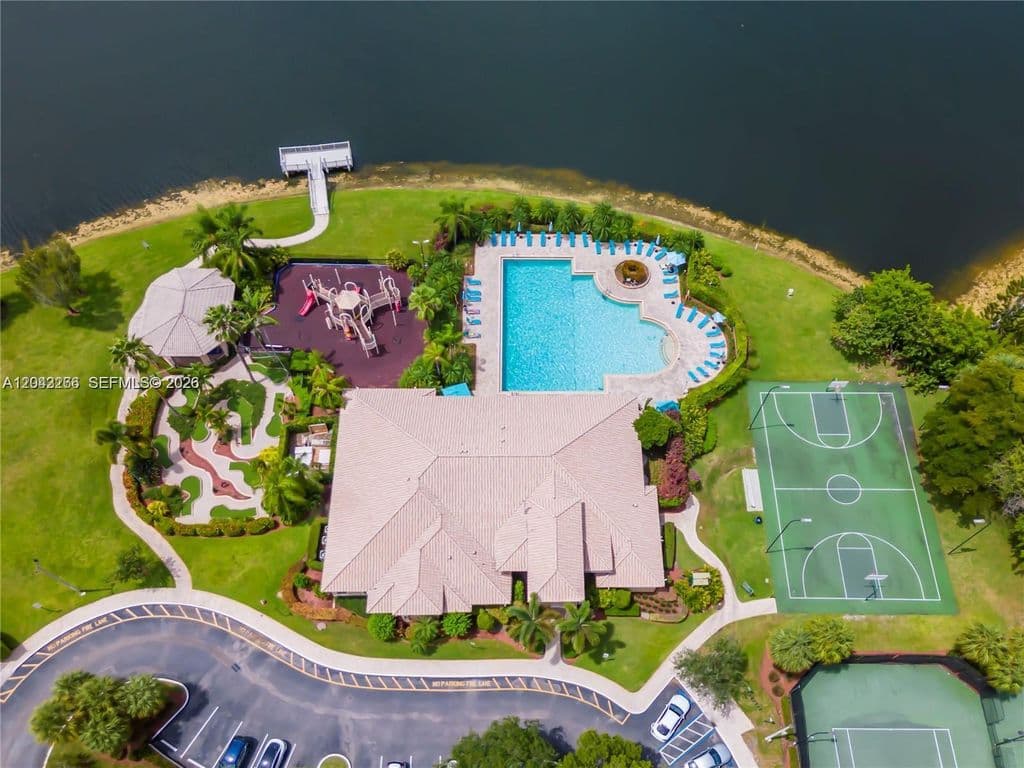 4-bedroom Single-Family Home — 1941 SW 148th Way