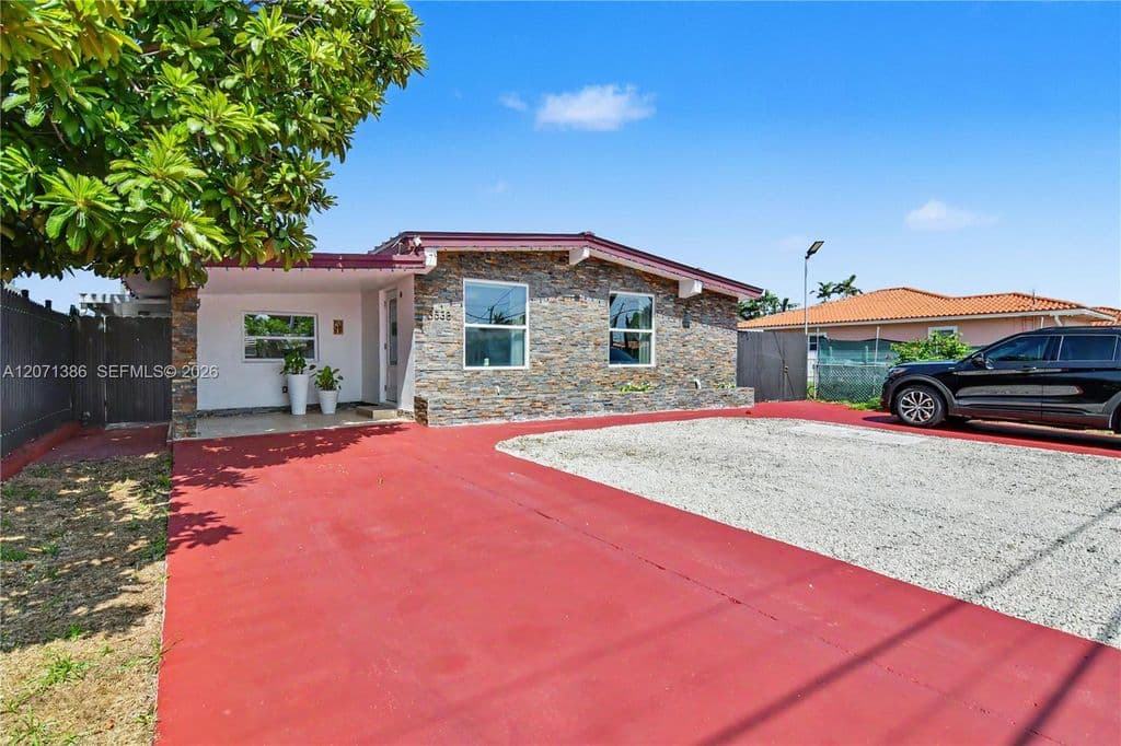 5+1 Müstakil ev — 3538 SW 87th Ct