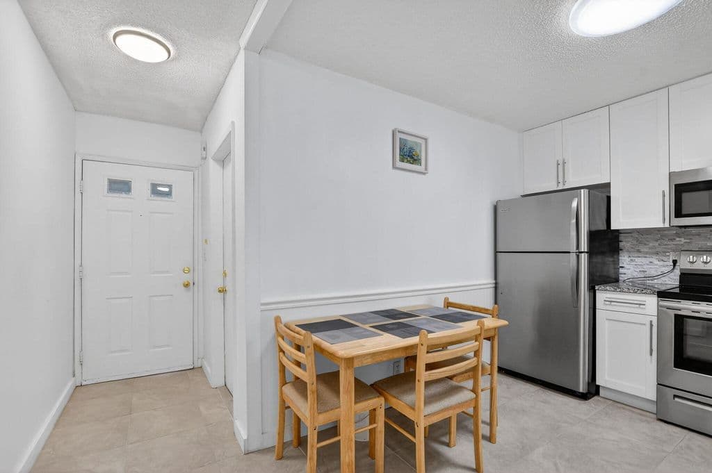 2+1 Müstakil ev — 9110 Fairbanks Lane #5