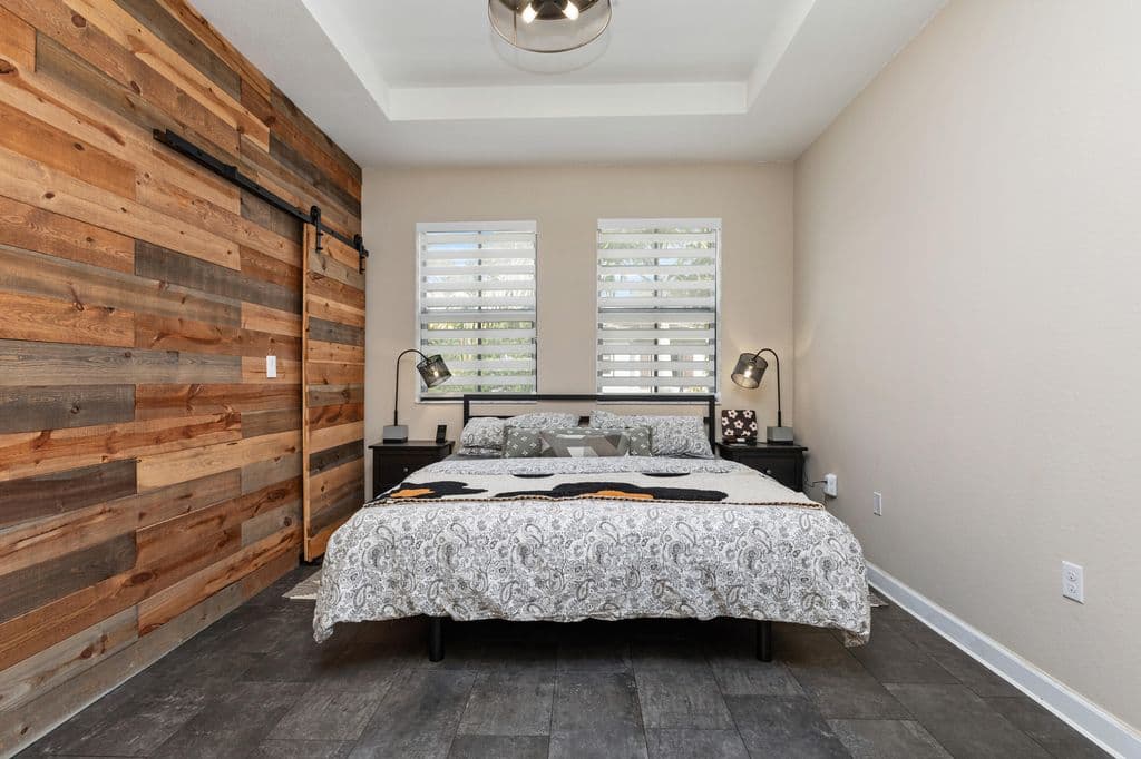 3-bedroom Property — 2820 SW 17th Avenue