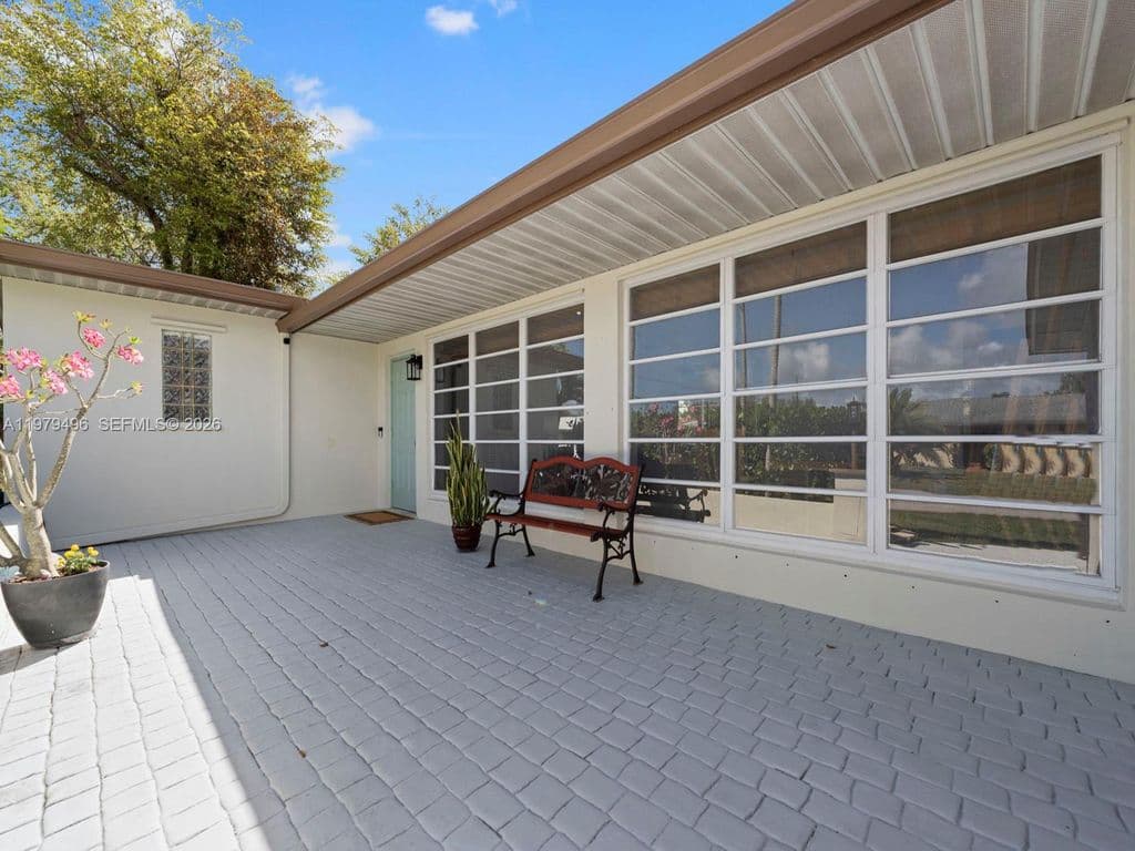 4+1 Müstakil ev — 8620 SW 185th Ter