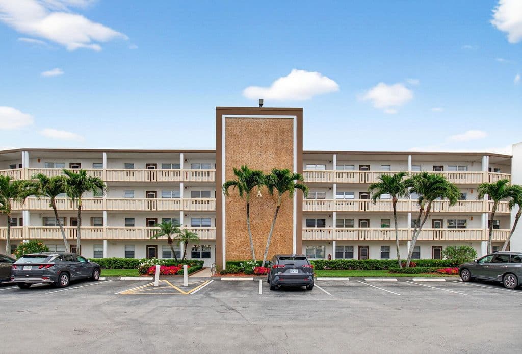 2+1 Condo — 3010 Guildford A