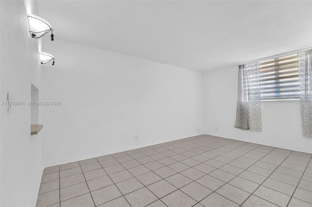 1+1 Condo — 801 NW 47th Ave APT 118W