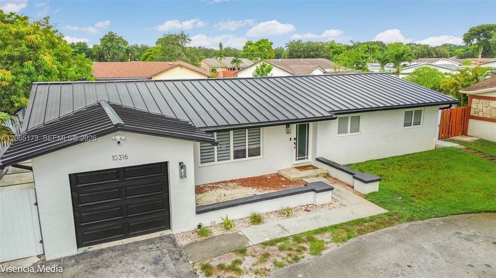 3+1 Müstakil ev — 10316 SW 50th St