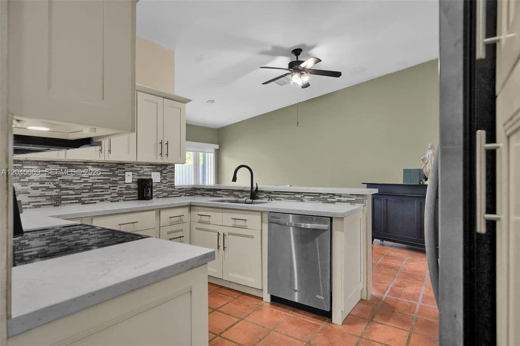 3-bedroom Single-Family Home — 9786 SW 147th Ct