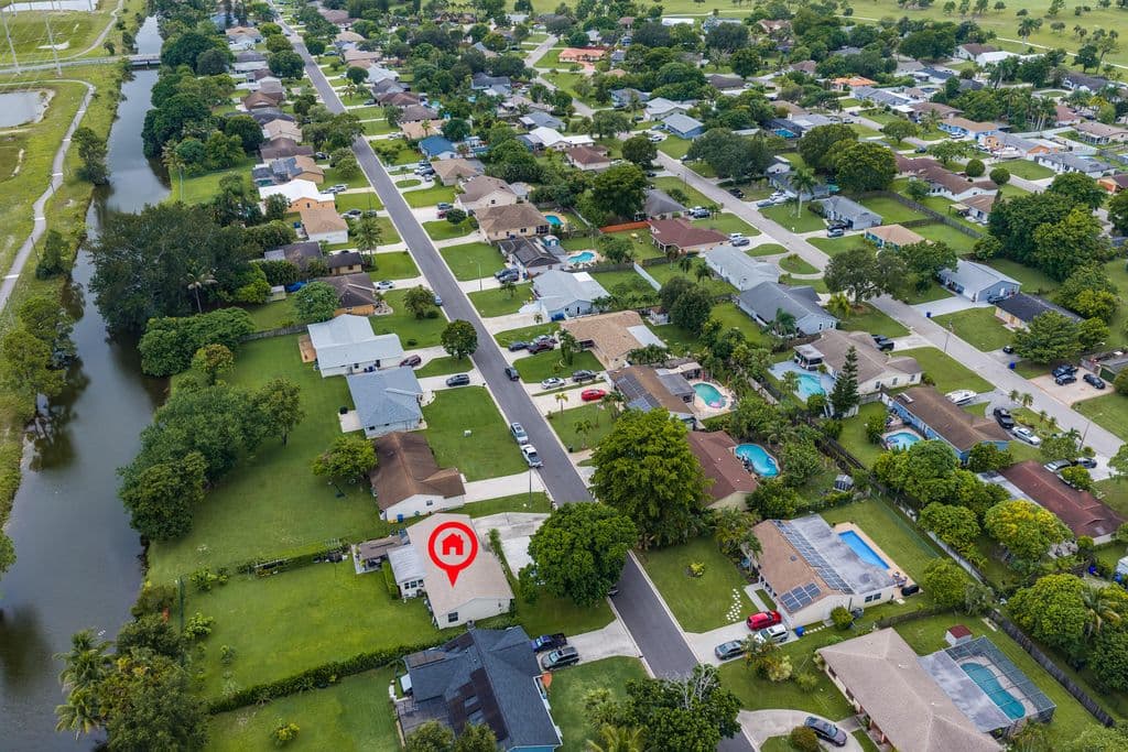 3-bedroom Single-Family Home — 278 SANDPIPER Avenue