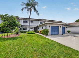 3+1 Townhouse — 310 Deer Creek Lakeside Way, Deerfield Beach, 33442