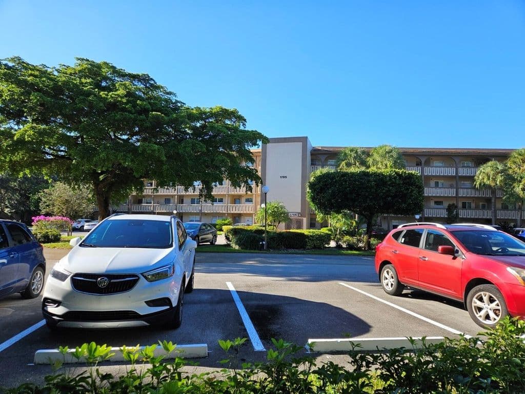 2+1 Condo — 1705 Andros Isle #O3