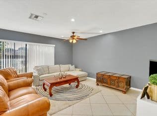 2-bedroom Townhouse — 7357 NW 34th Street #7357, Fort Lauderdale, 33319