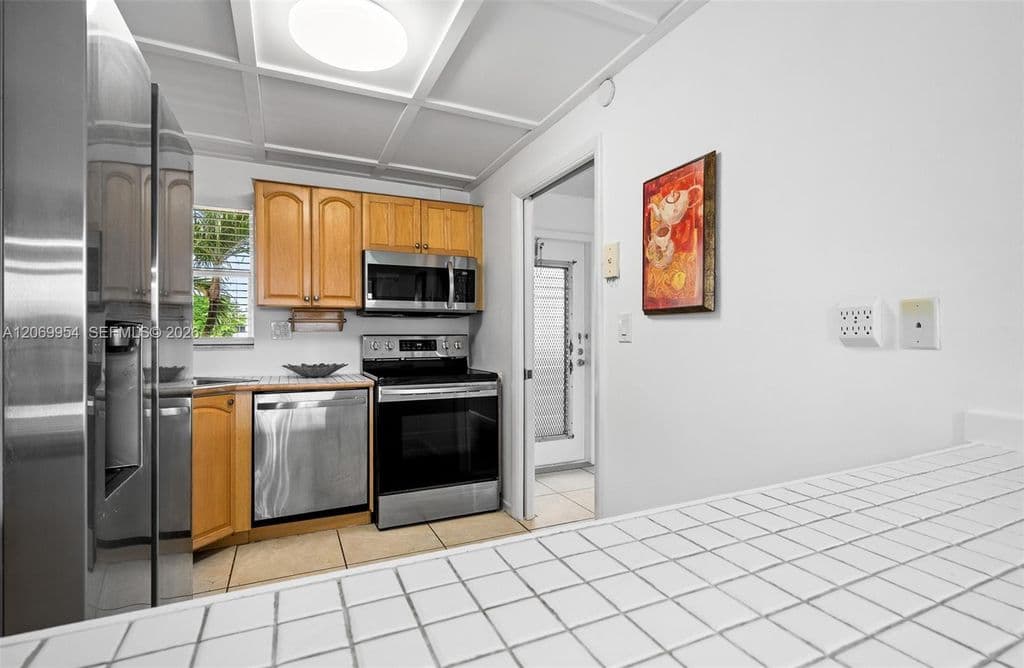 1+1 Condo — 8900 Washington Blvd APT 205