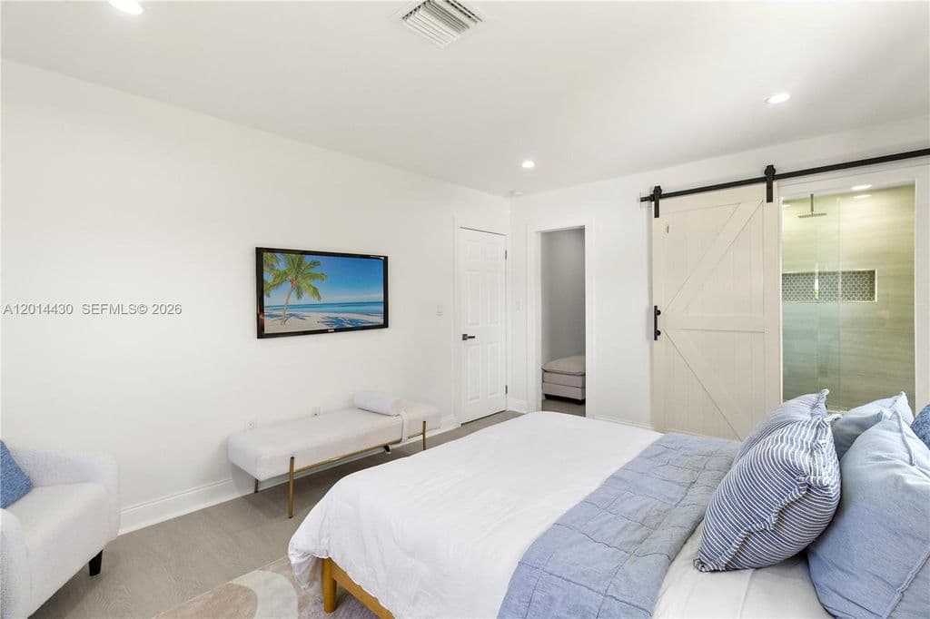 3-bedroom Single-Family Home — 10 NW 100th St