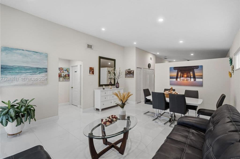 3-bedroom Single-Family Home — 7456 W 34th Ln