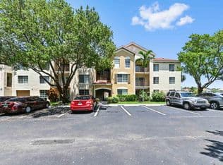 3+1 Condo — 4240 San Marino Boulevard #108, West Palm Beach, 33409