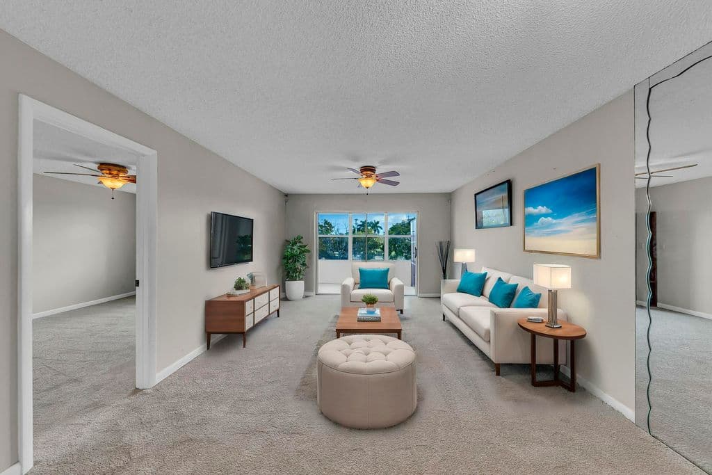 1-bedroom Condo — 9401 Sunrise Lakes Boulevard #311
