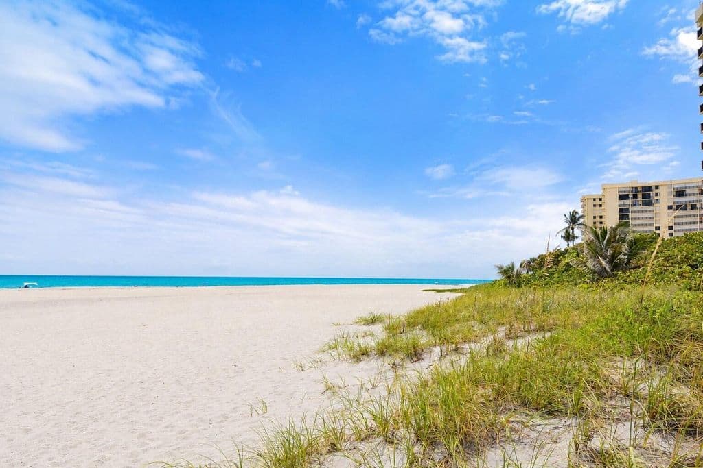 2+1 Condo — 400 Ocean Trail Way #205