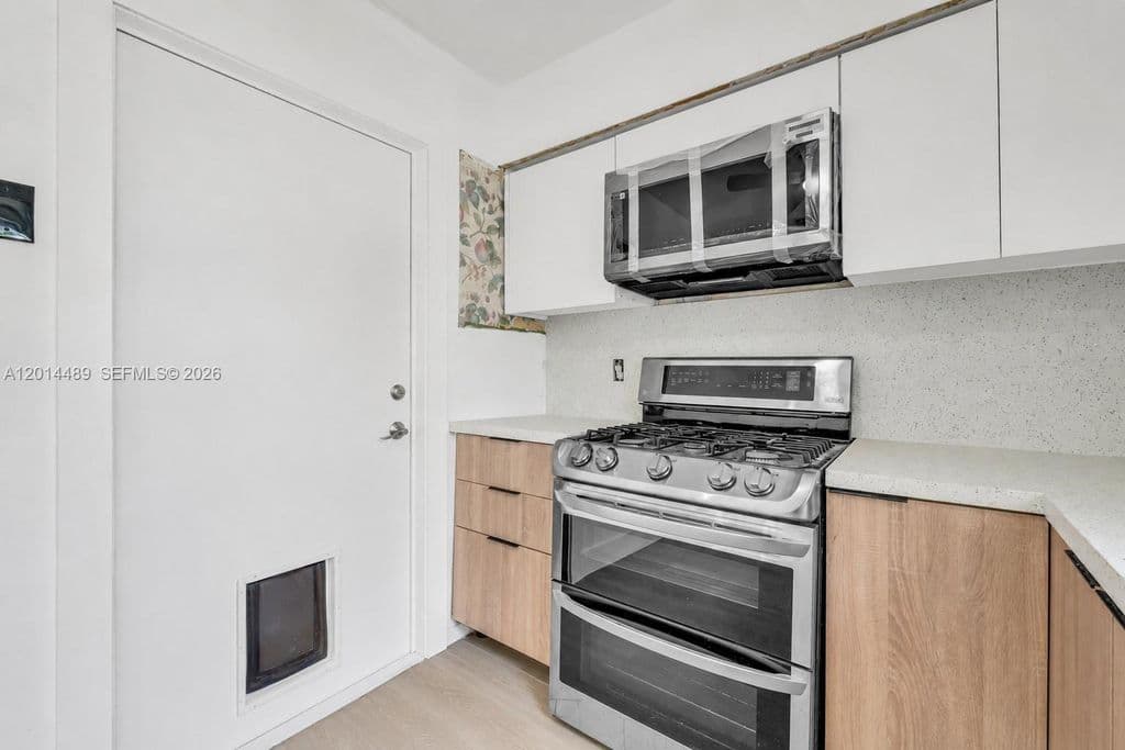 2+1 Müstakil ev — 1419 Harding St