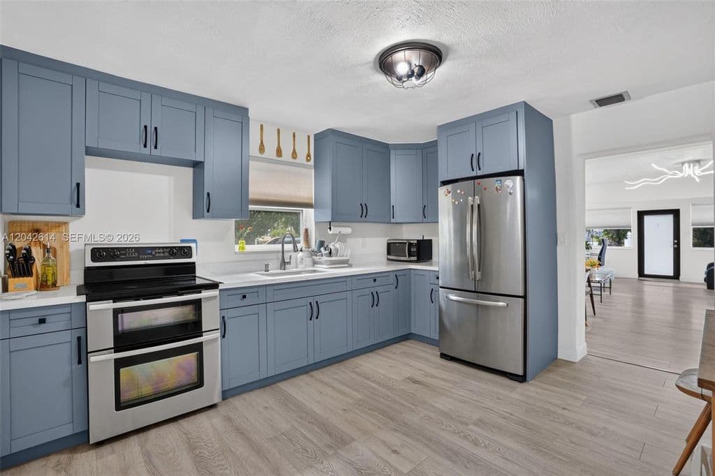 3+1 Müstakil ev — 2446 McKinley St