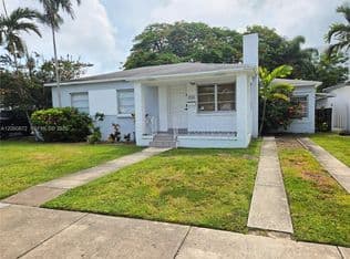 3-bedroom Single-Family Home — 2724 SW 36th Ave, Miami, 33133