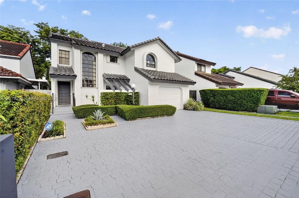 4+1 Müstakil ev — 6328 SW 127th Pl