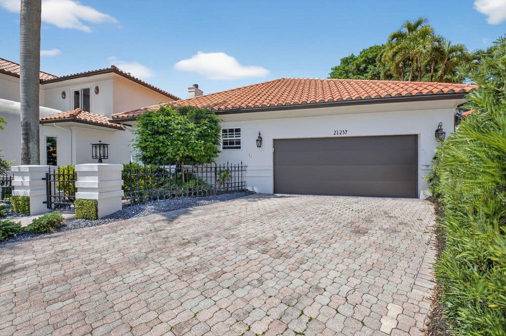 3-bedroom Single-Family Home — 21237 Harrow Court