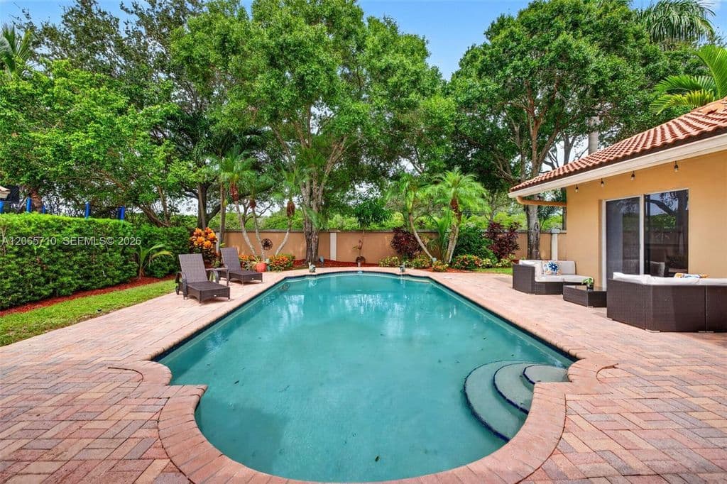 4-bedroom Single-Family Home — 581 NW 110th Ave