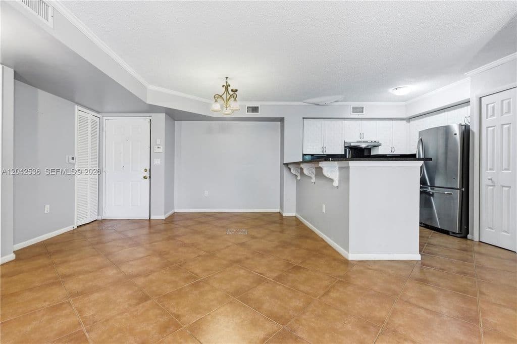 2-bedroom Condo — 1721 Village Blvd APT 104