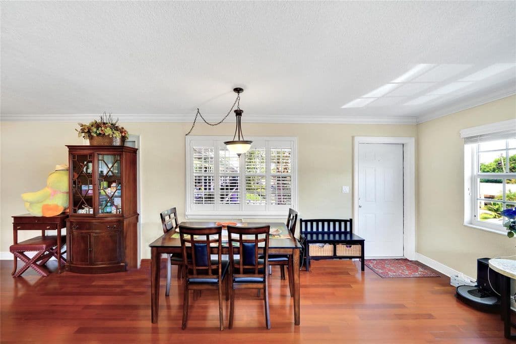 2+1 Condo — 2701 Middle River Drive #11