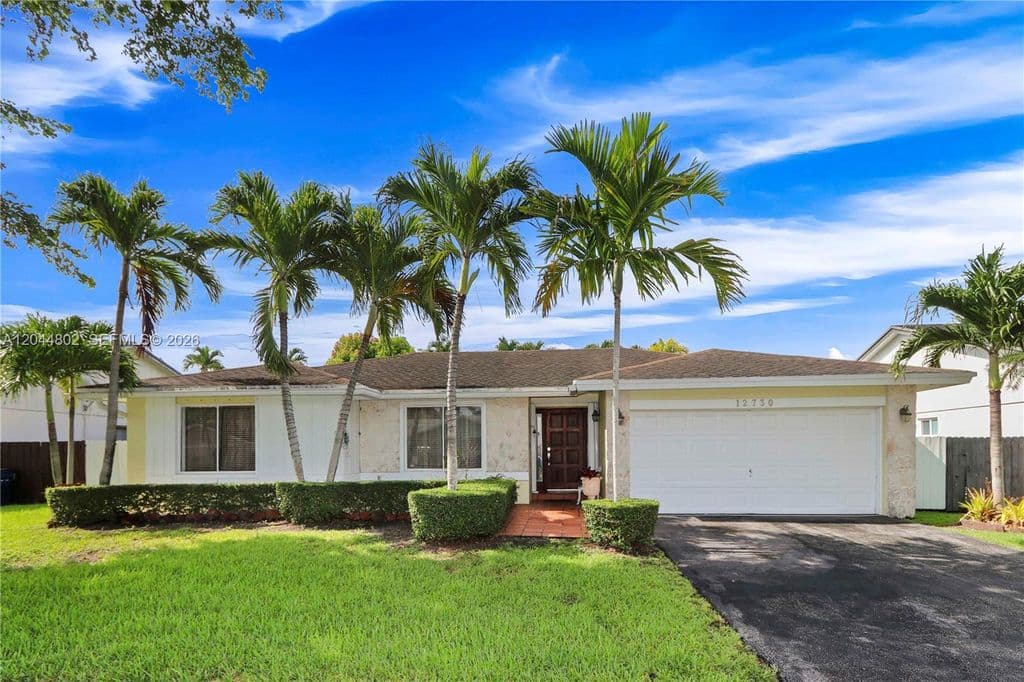 3+1 Müstakil ev — 12730 SW 119th St