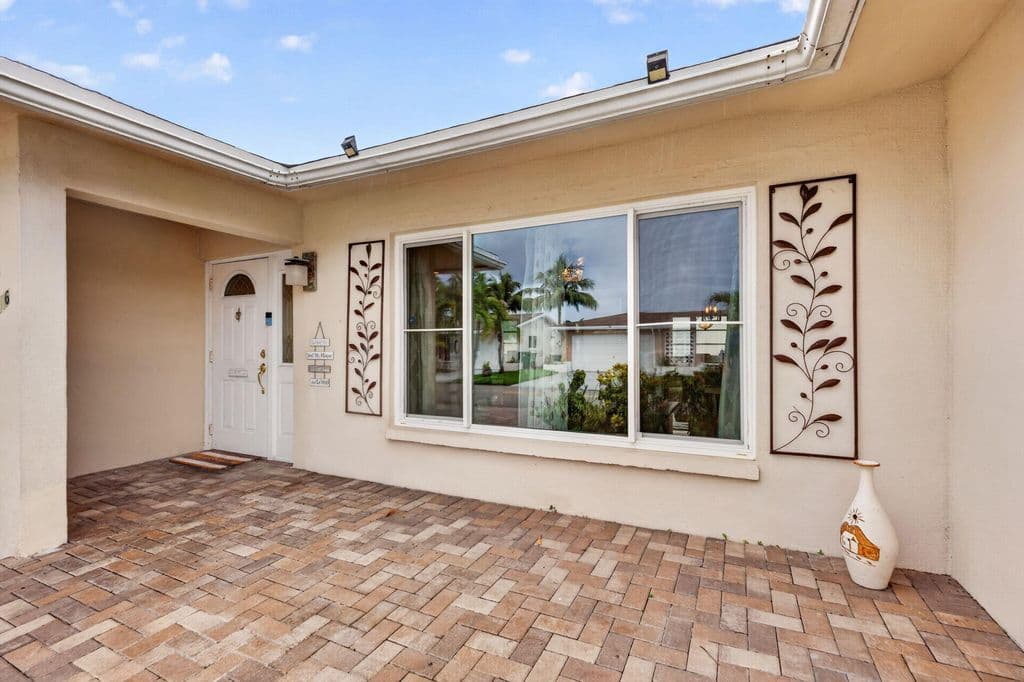 2-bedroom Single-Family Home — 4716 NW 49TH Place