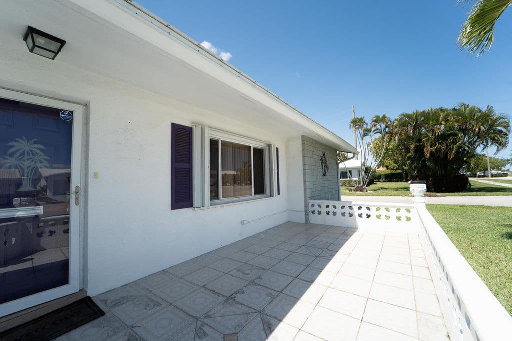 2-bedroom Single-Family Home — 1601 SW 18th Street SW
